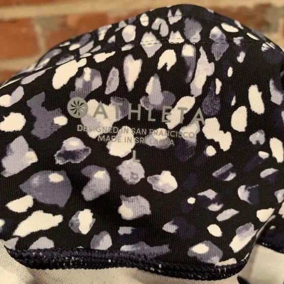 Athleta All In Crop Legging | Womens Large - Picture 11 of 12